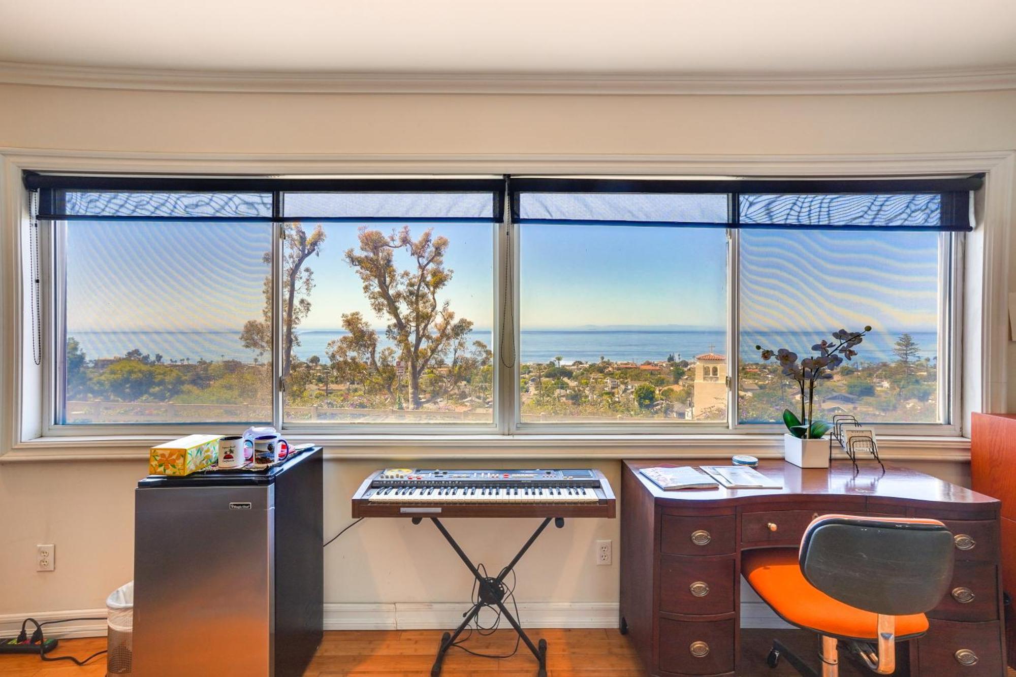 Laguna Beach Getaway With Patio And Clear Ocean Views! Luaran gambar